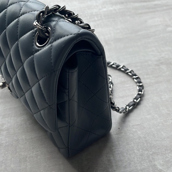 Leather shoulder bag CC - Picture 5 of 8